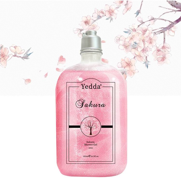 Floral-scented body wash